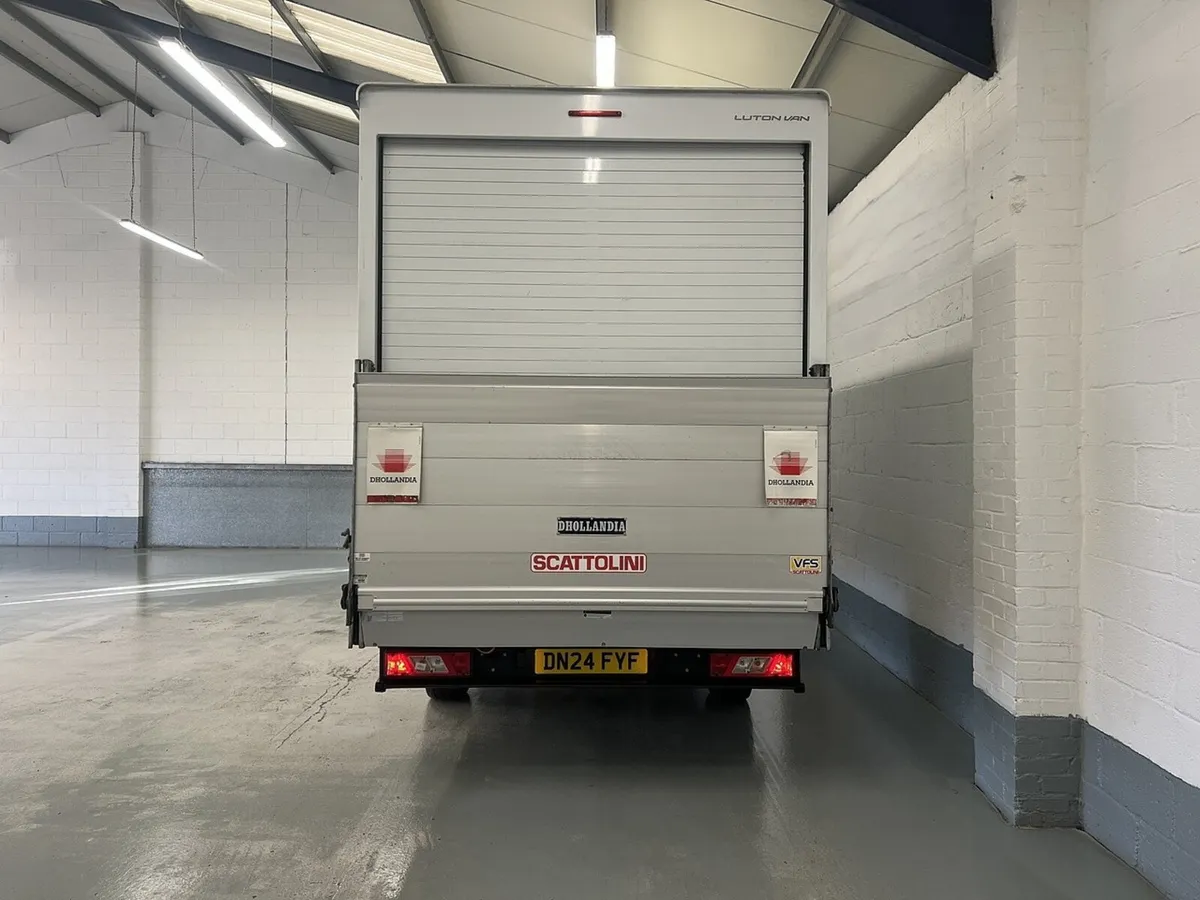 2024 Ford Transit Luton Box Van - Image 4