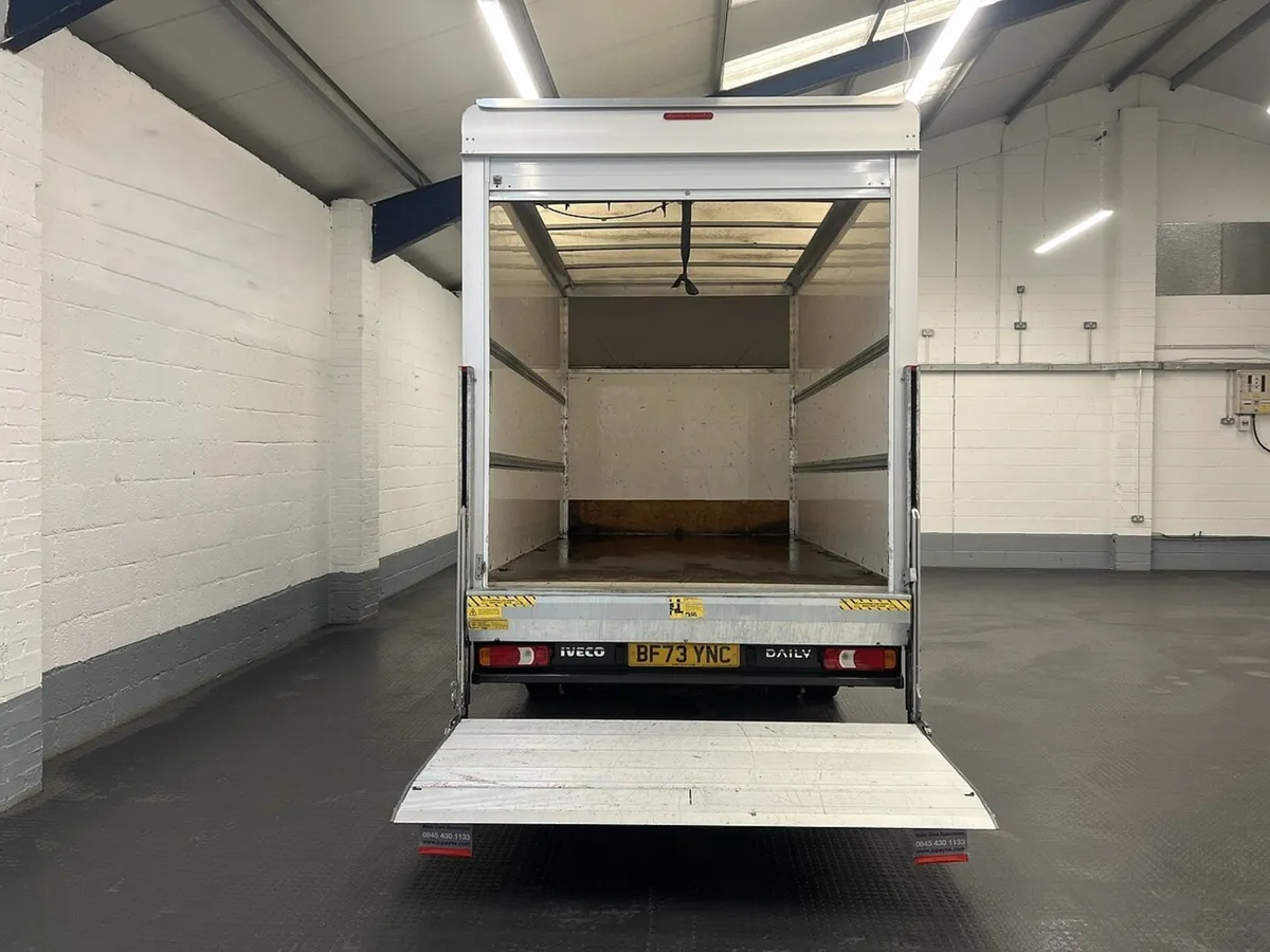 2023 Iveco Daily Luton Box Van - Image 2