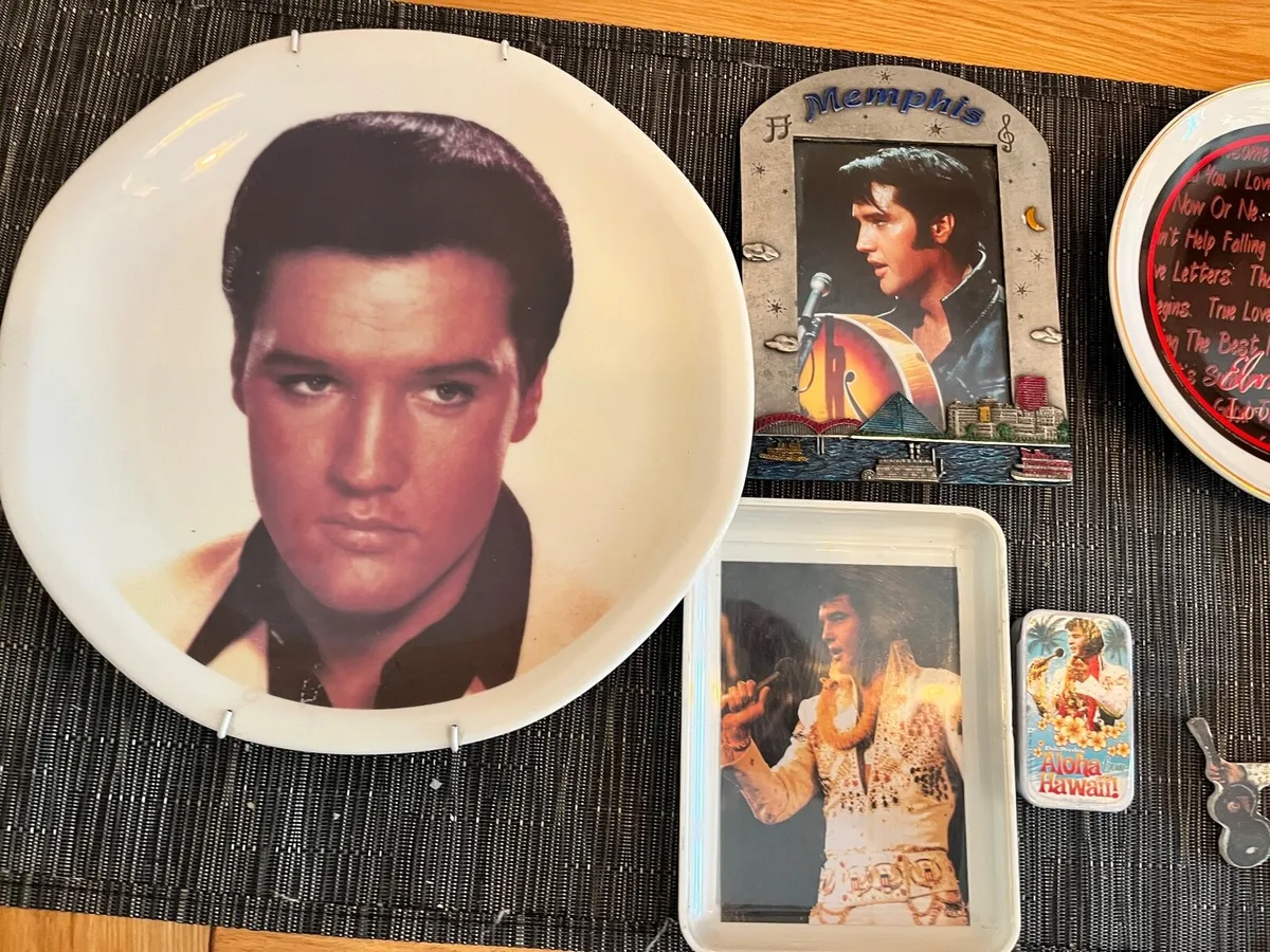 Elvis Memorabilia - Image 2