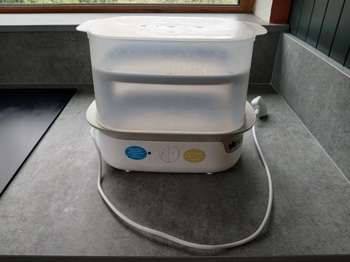 Tommee Tippee bottle sterilizer - Image 1