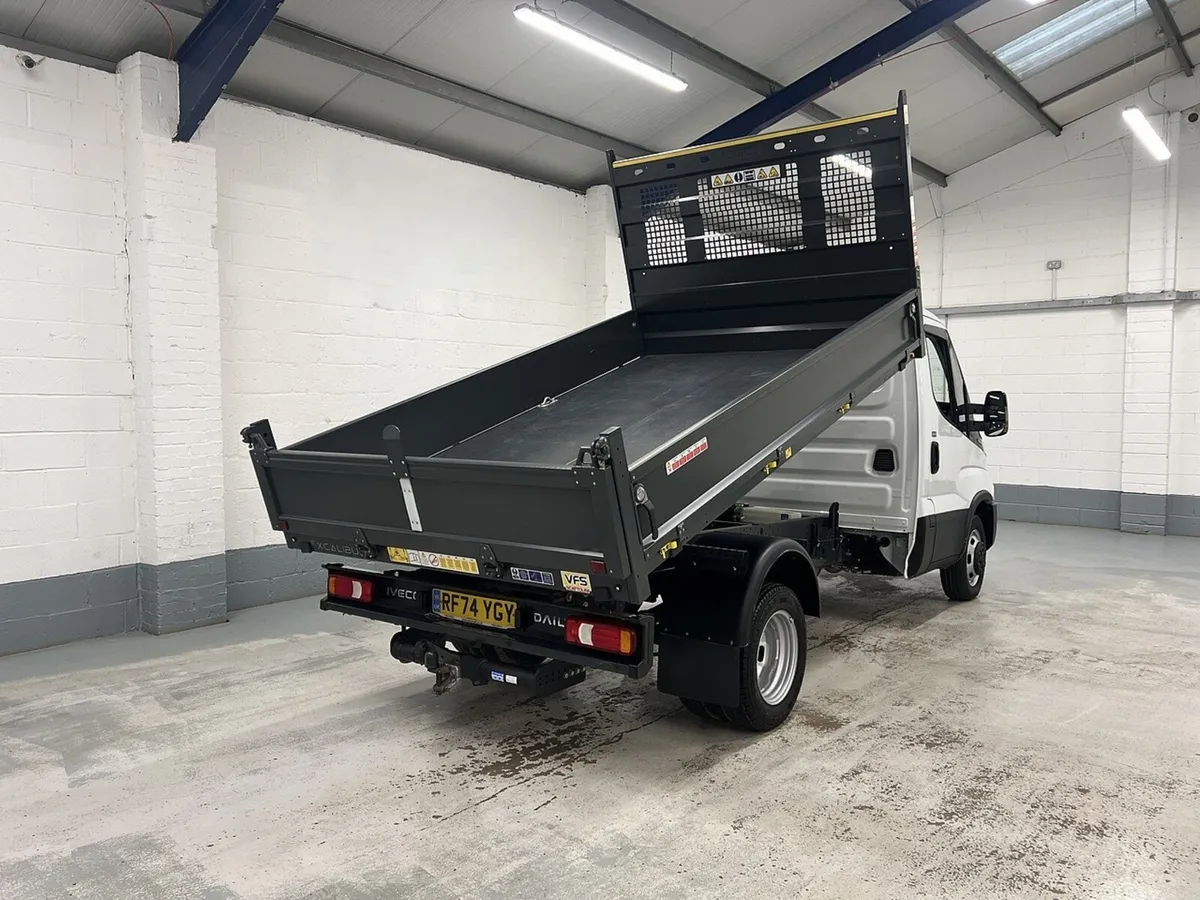 2025 Iveco Daily Tipper Van - Image 3