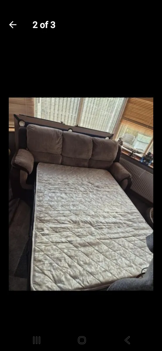Large sofa bed - Image 2