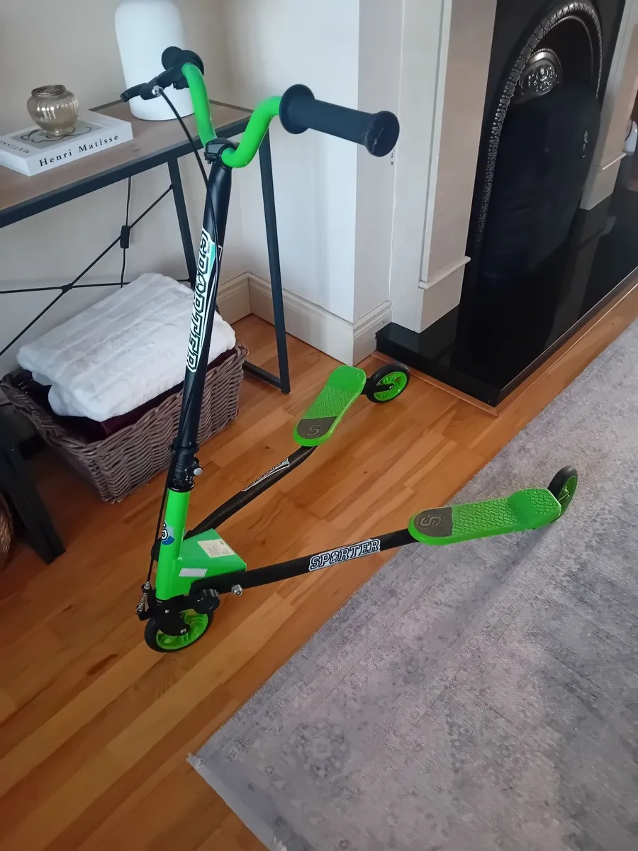 Kids Scooters - Pink & Green - Image 4