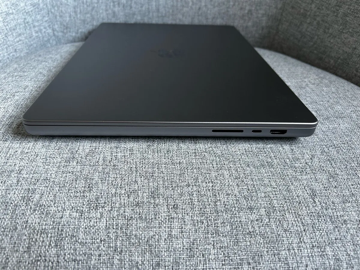 M1 MacBook Pro - Image 3