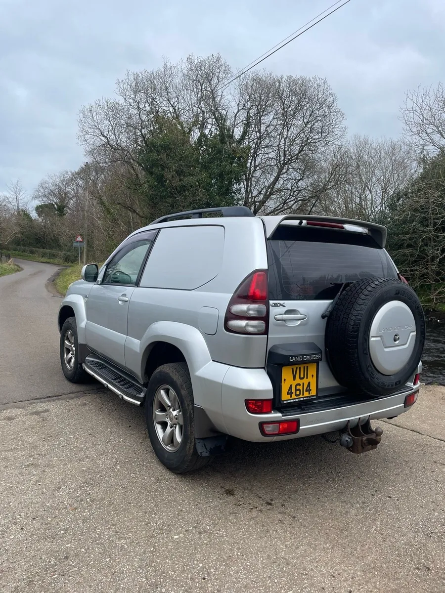 Toyota Land Cruiser - Image 3