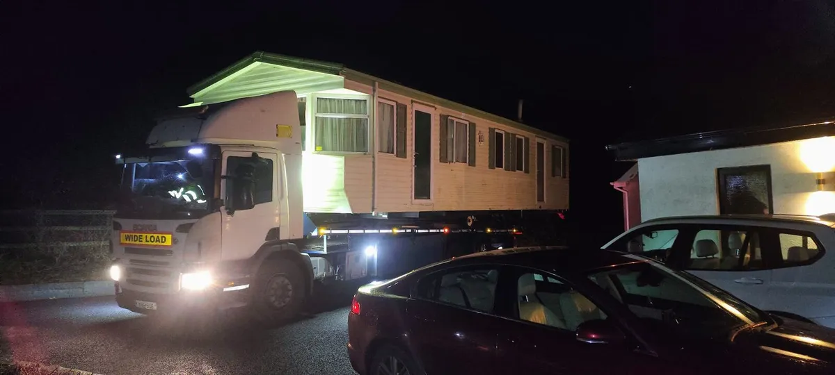 Mobile home - Image 1