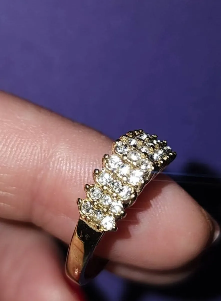 Beautiful Dress Ring - Image 2