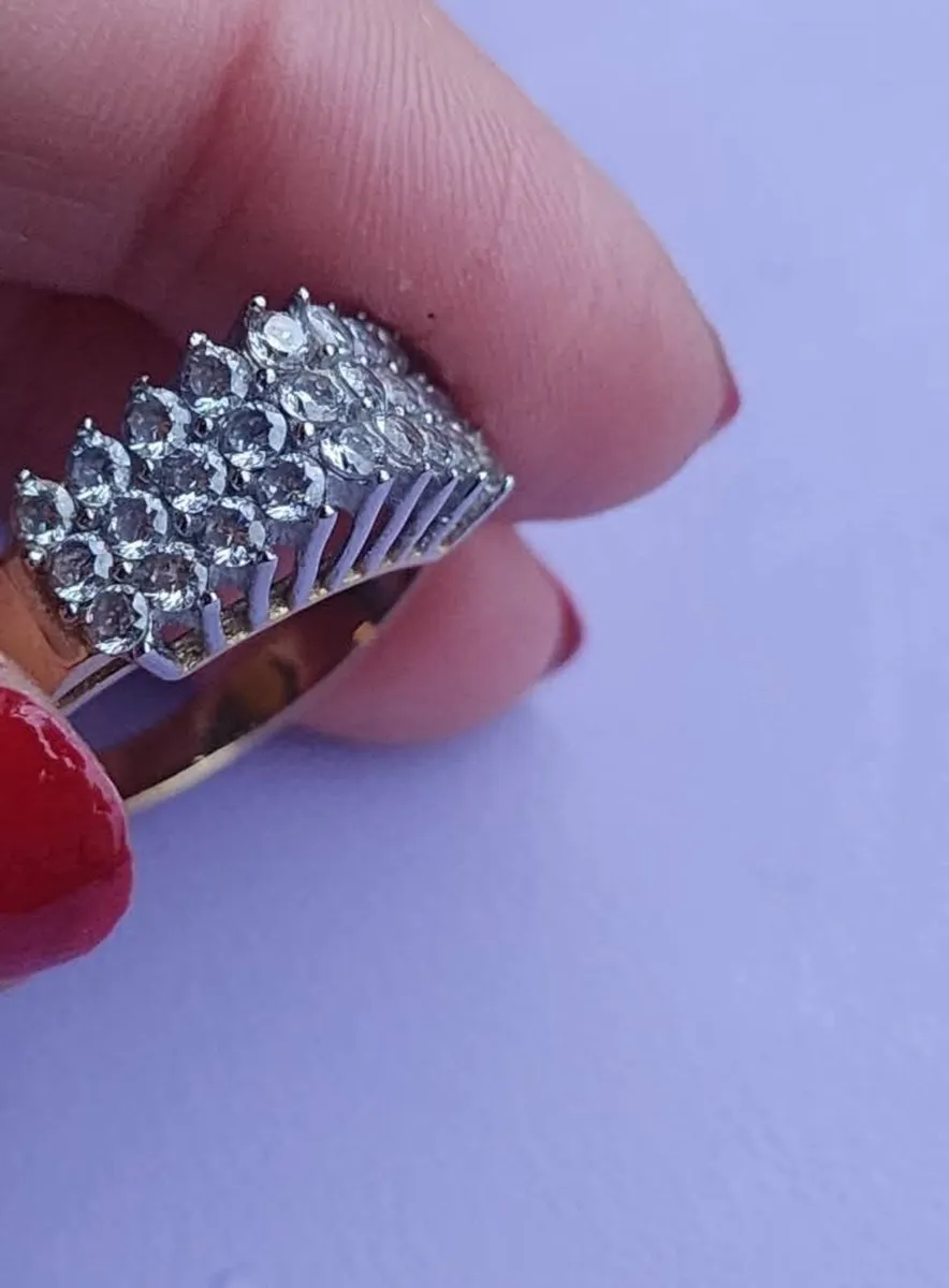 Beautiful Dress Ring - Image 1