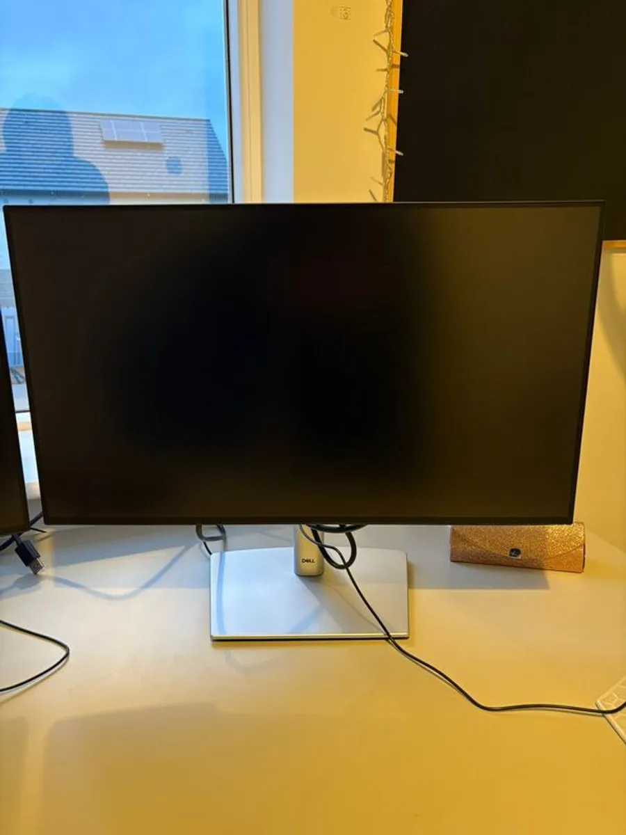 Dell UltraSharp U2424HE Monitor Like New - Image 1