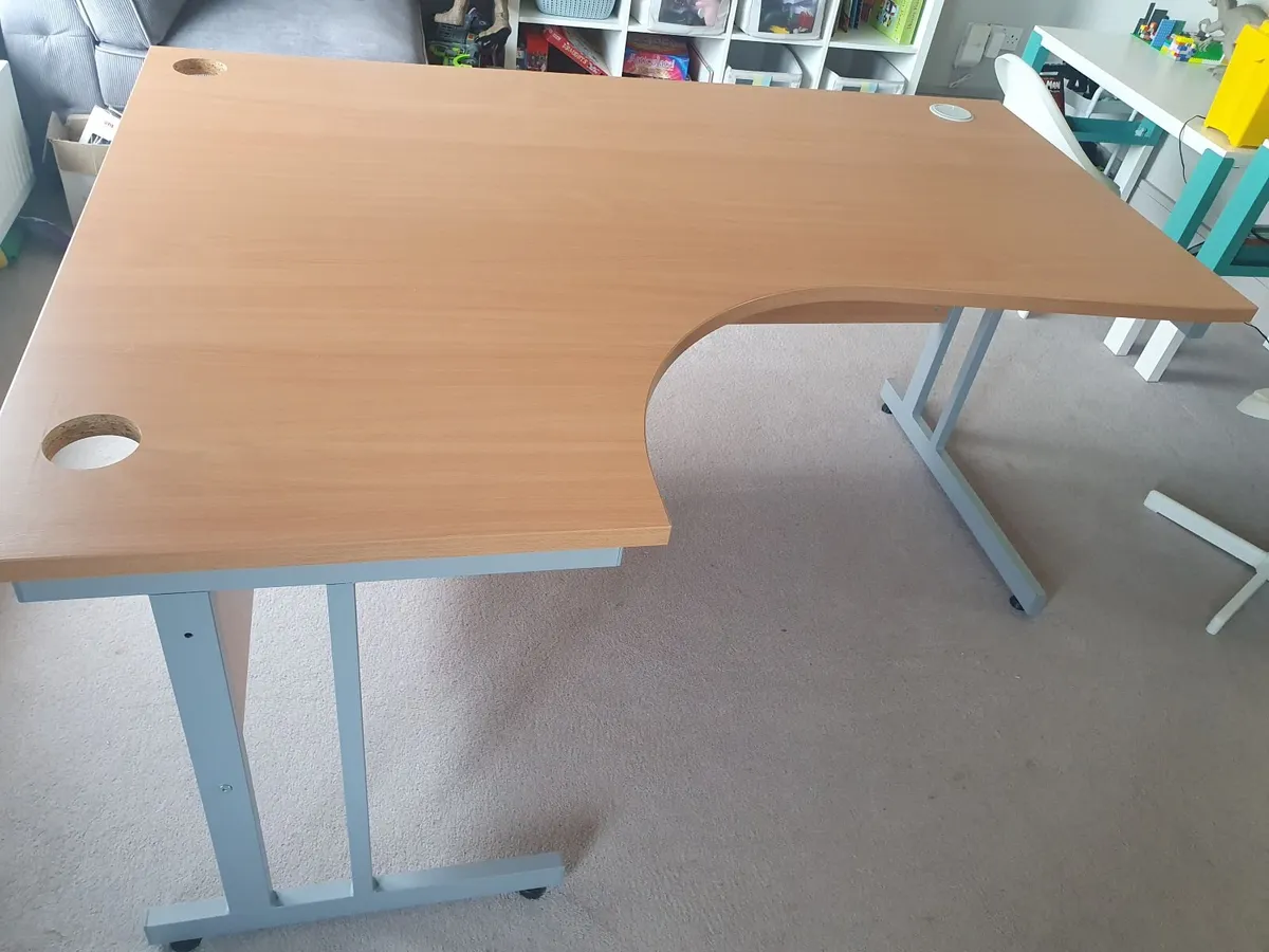 Office Desk - Image 4