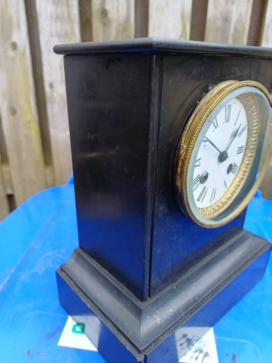 Mid 19th Century Black Slate Mantle Clock - Image 2