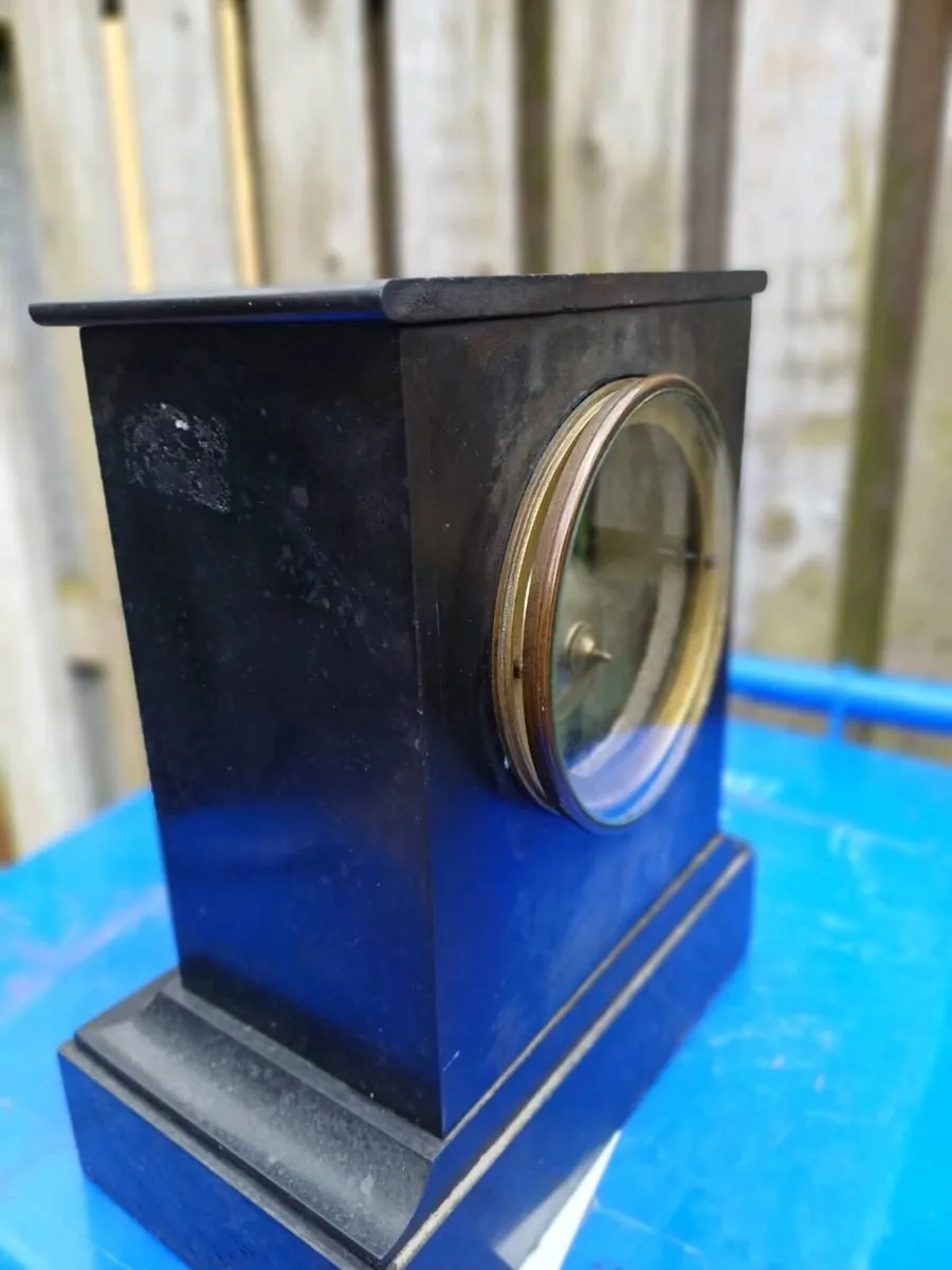 Mid 19th Century Black Slate Mantle Clock - Image 3