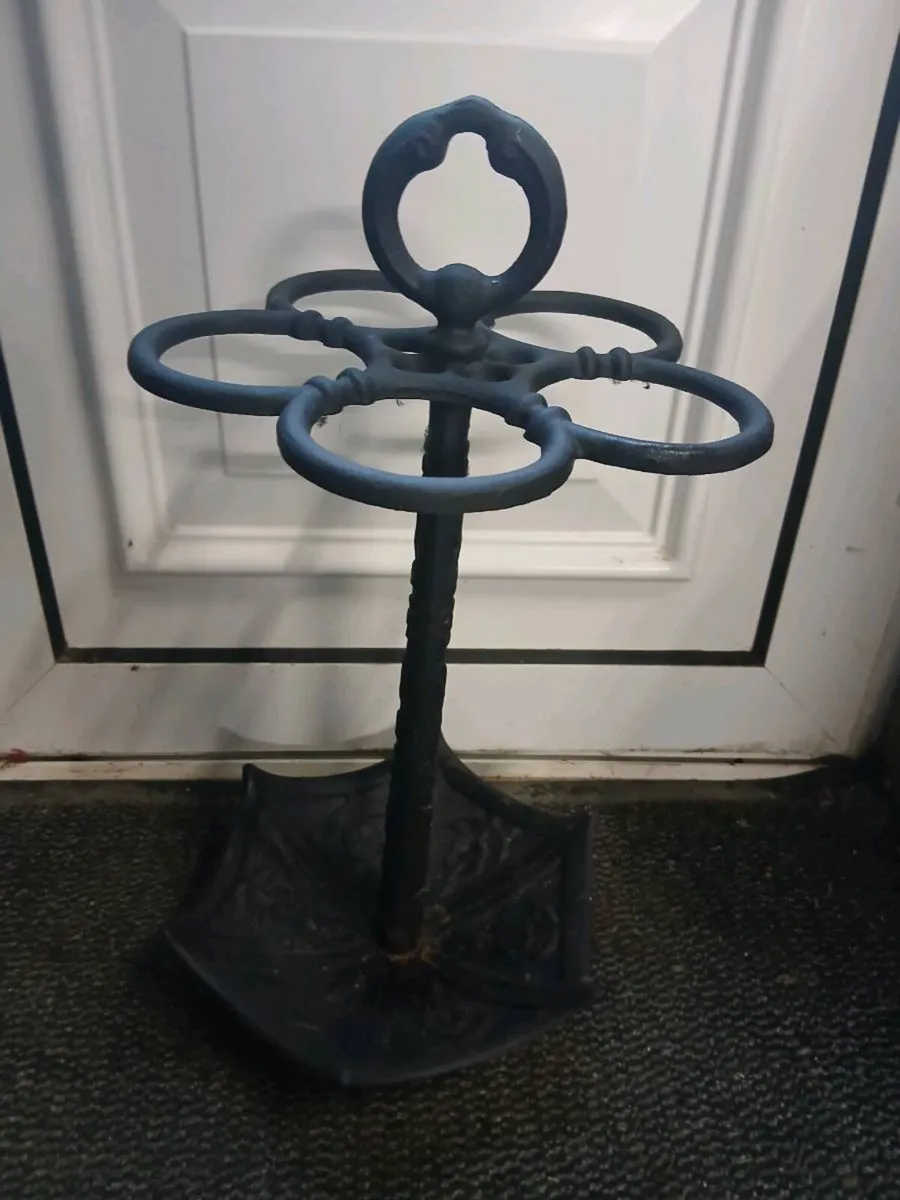 Umbrella stand - Image 1