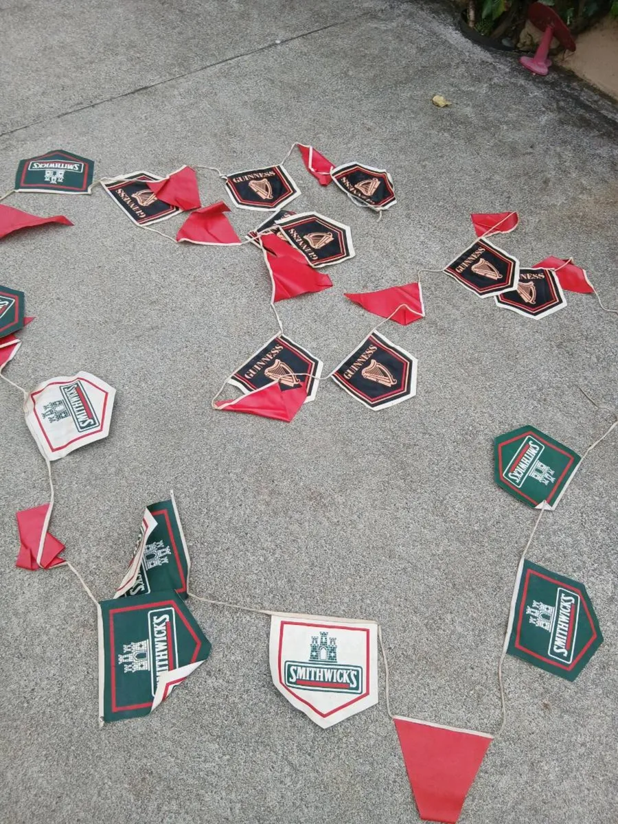 Old Guinness bunting