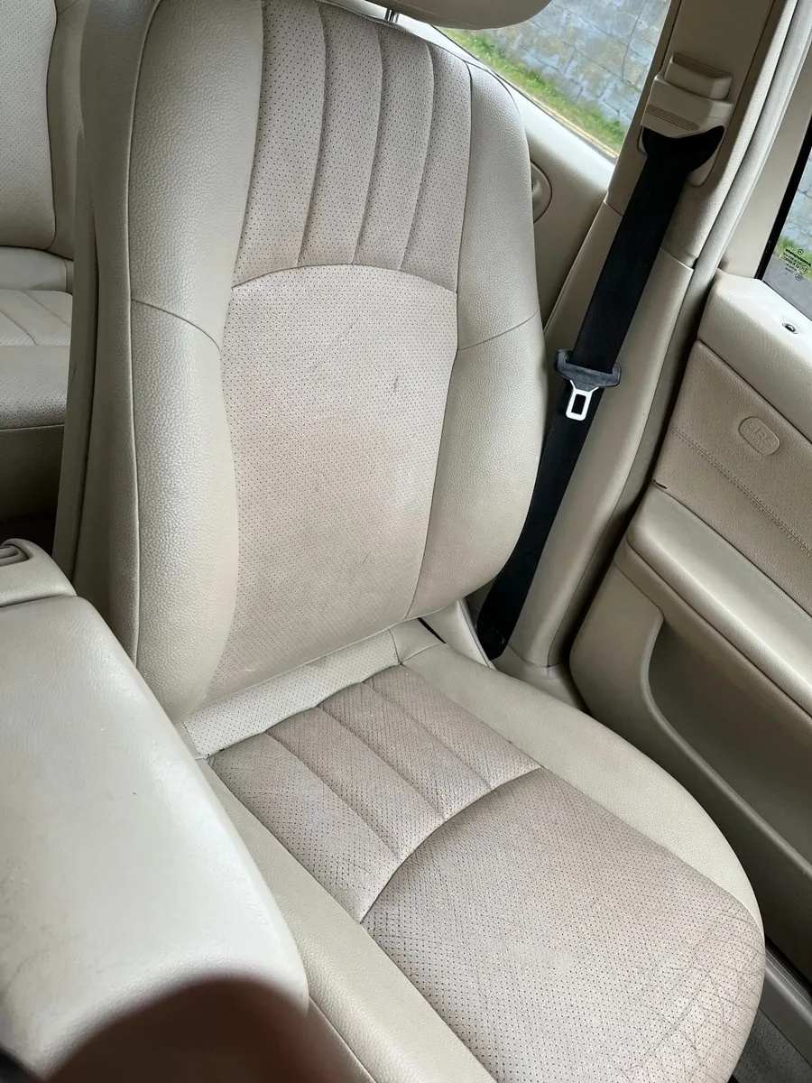 2006 Mercedes 1.8L - Image 2