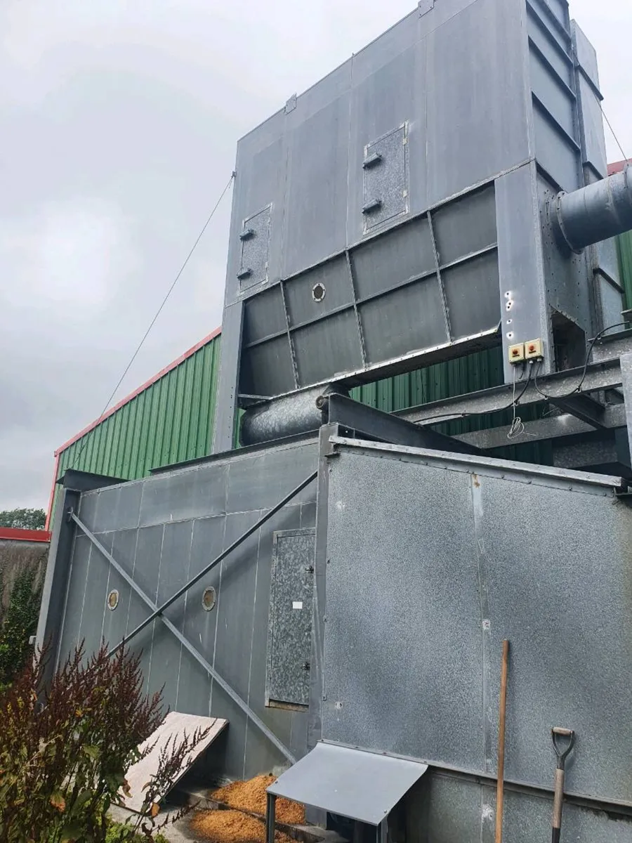 Dust extraction & burner - Image 4