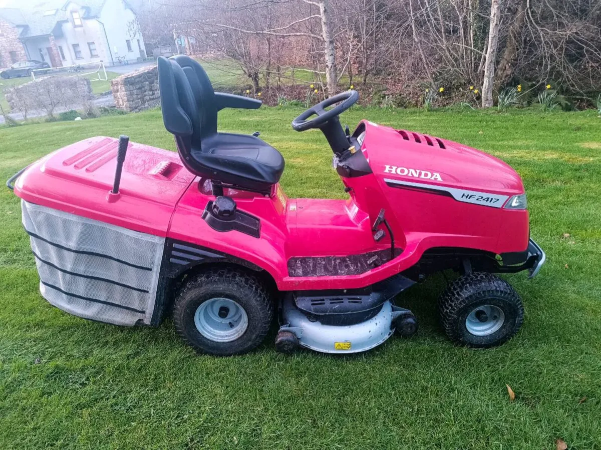 Ride on mower - Image 2