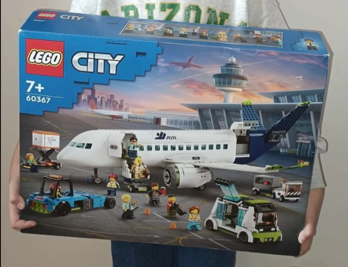 Lego airplane unopened - Image 1