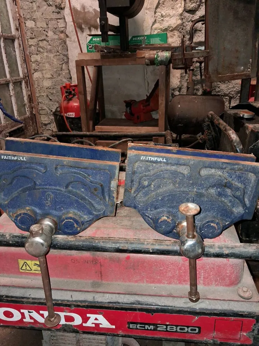 Faithful Woodworking Vices - Image 1