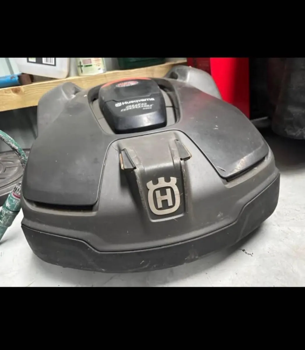 Husqvarna Robot lawnmower - Image 3