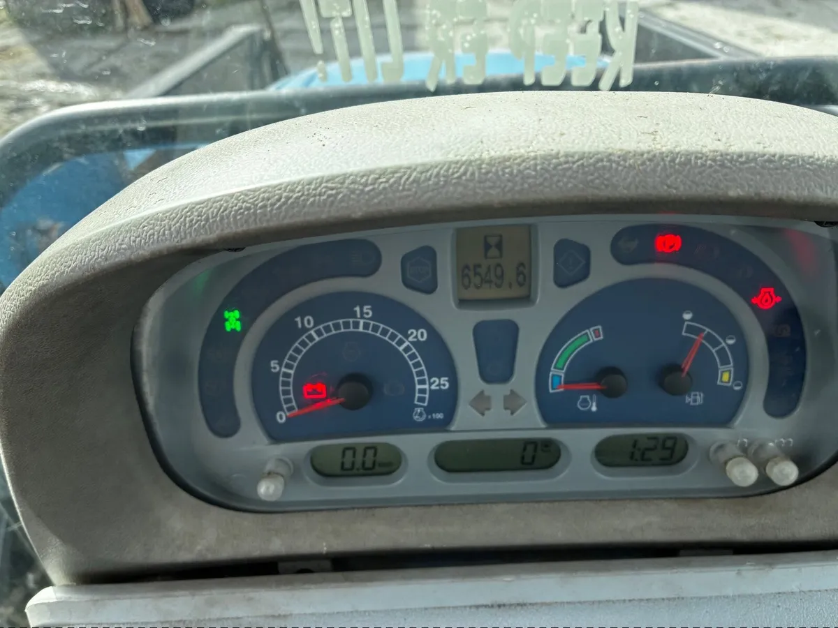 New Holland T6020 - Image 3