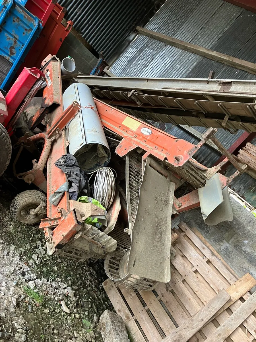 Johnston 1700 & kverneland 2200 potato harvester - Image 2