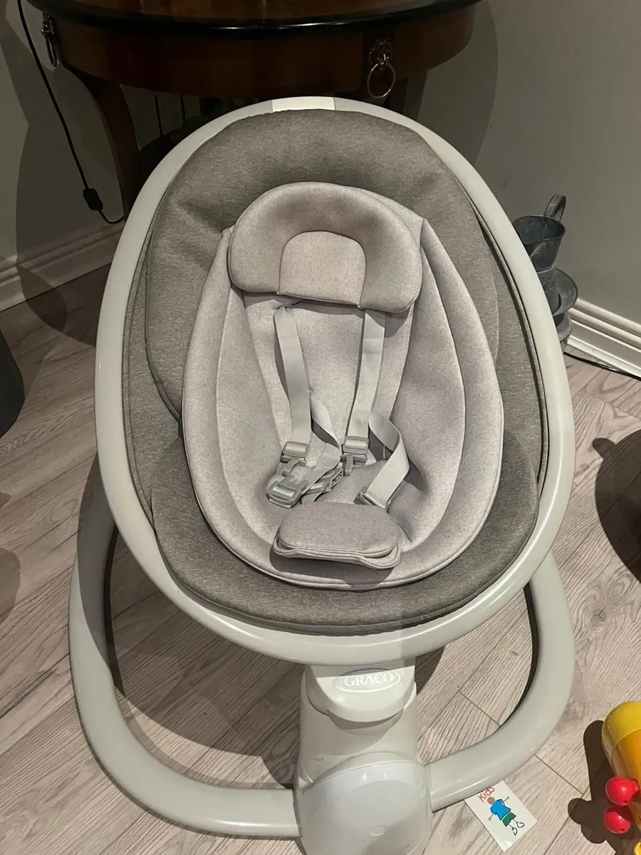 Graco baby swing Like NEW - Image 1
