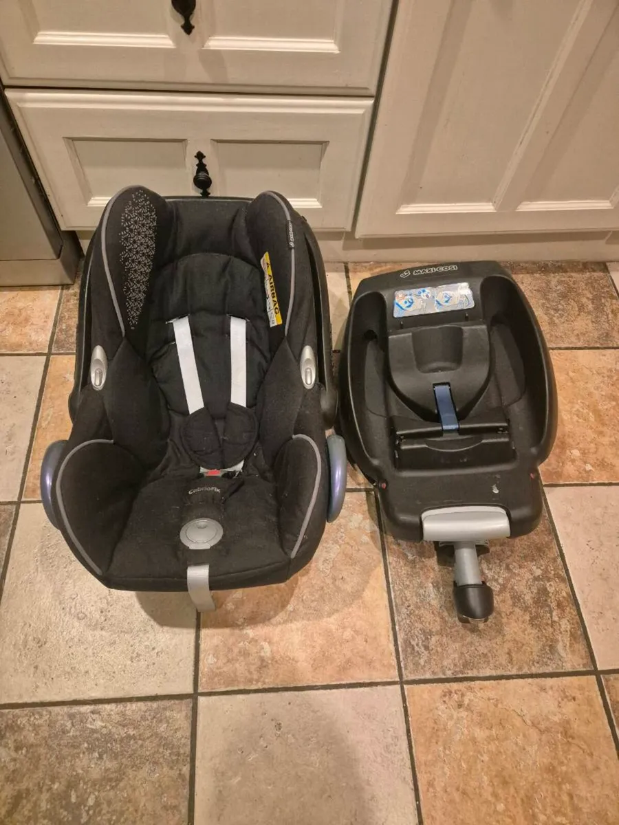 Free - Maxi Cosi Cabriofix Car Seat & Base - Image 1