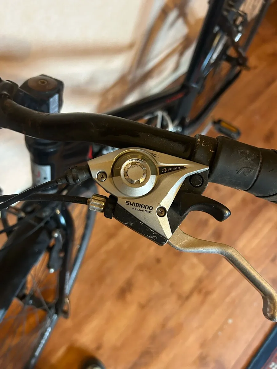 Tuscan Jupiter ladies hybrid bicycle. - Image 3