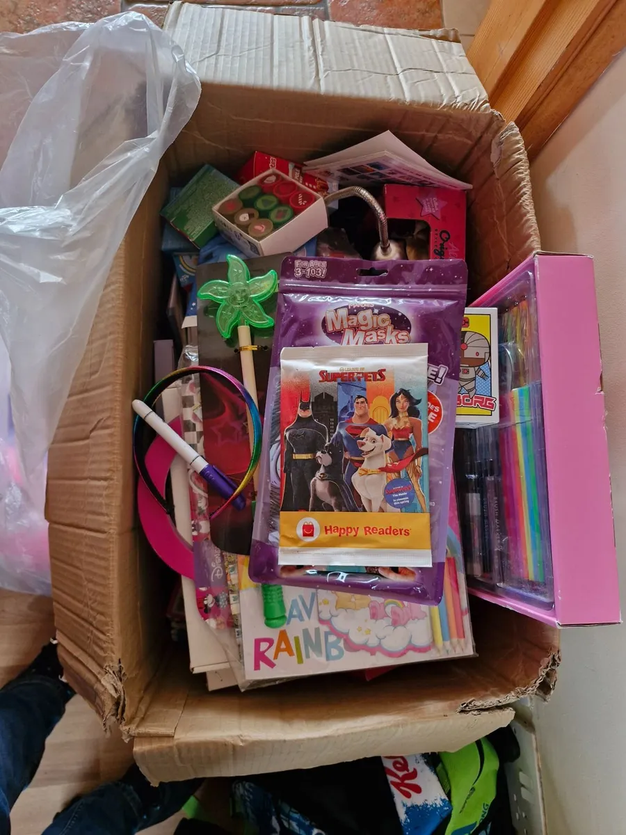 Random Box of items - Image 2