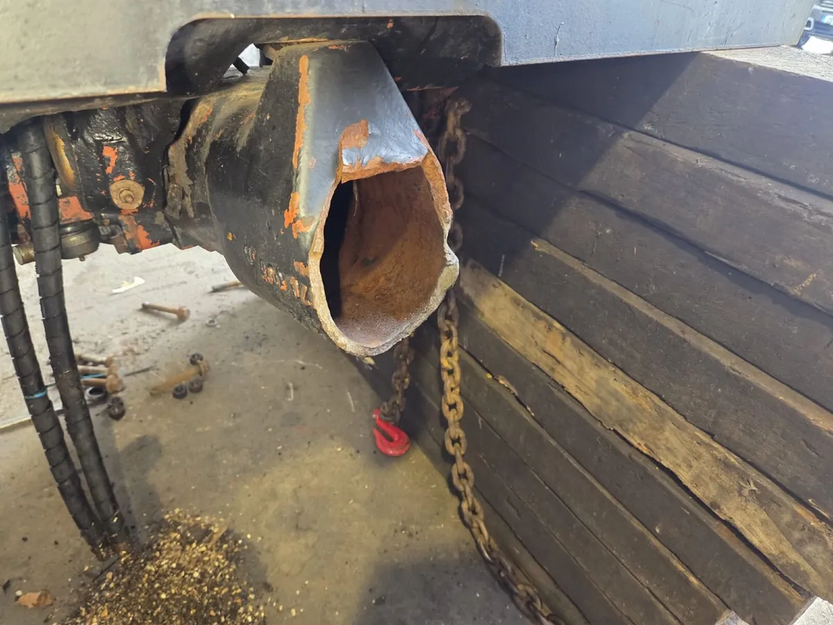 Vintage Machinery - Image 2