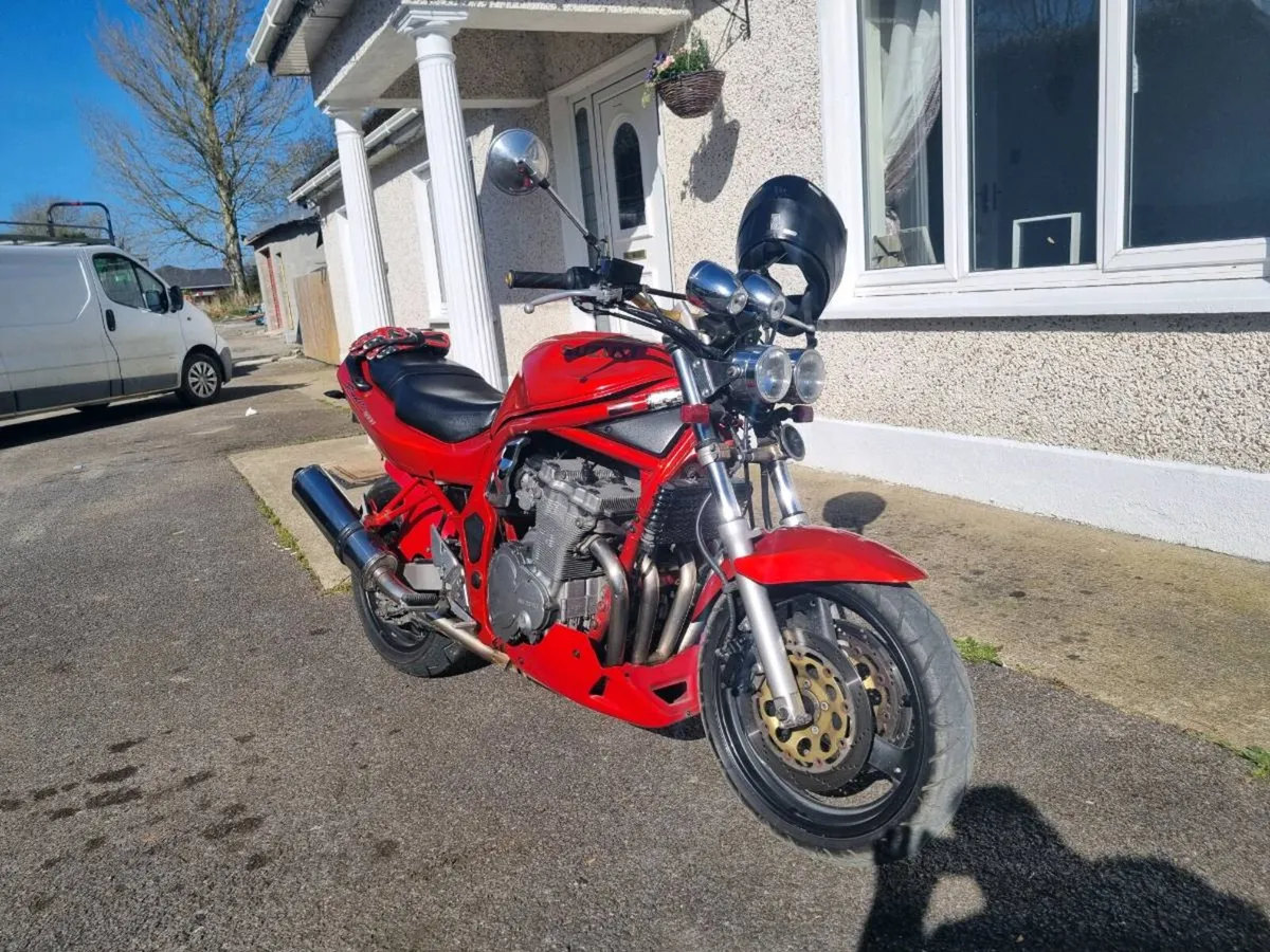 Suzuki bandit - Image 1