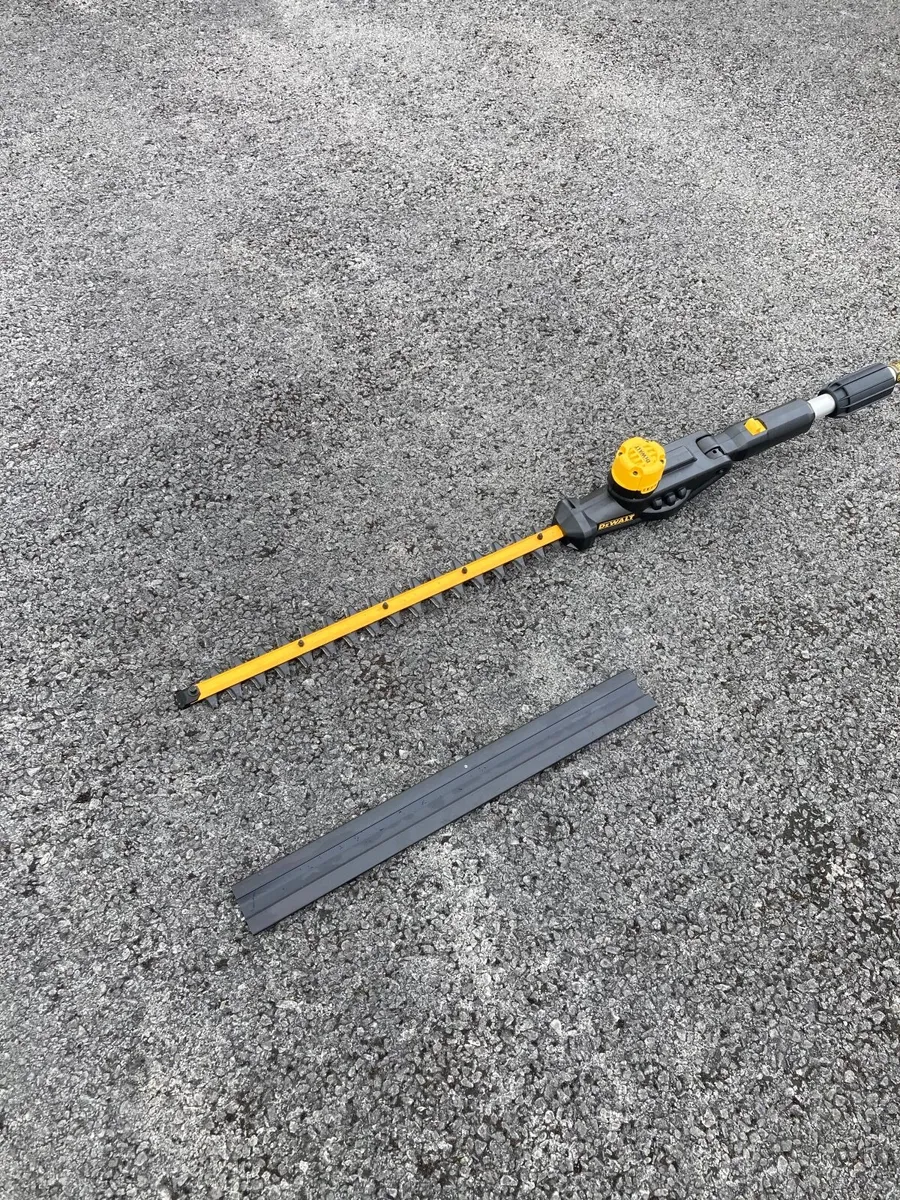 Dewalt long reach hedge trimmers - Image 3