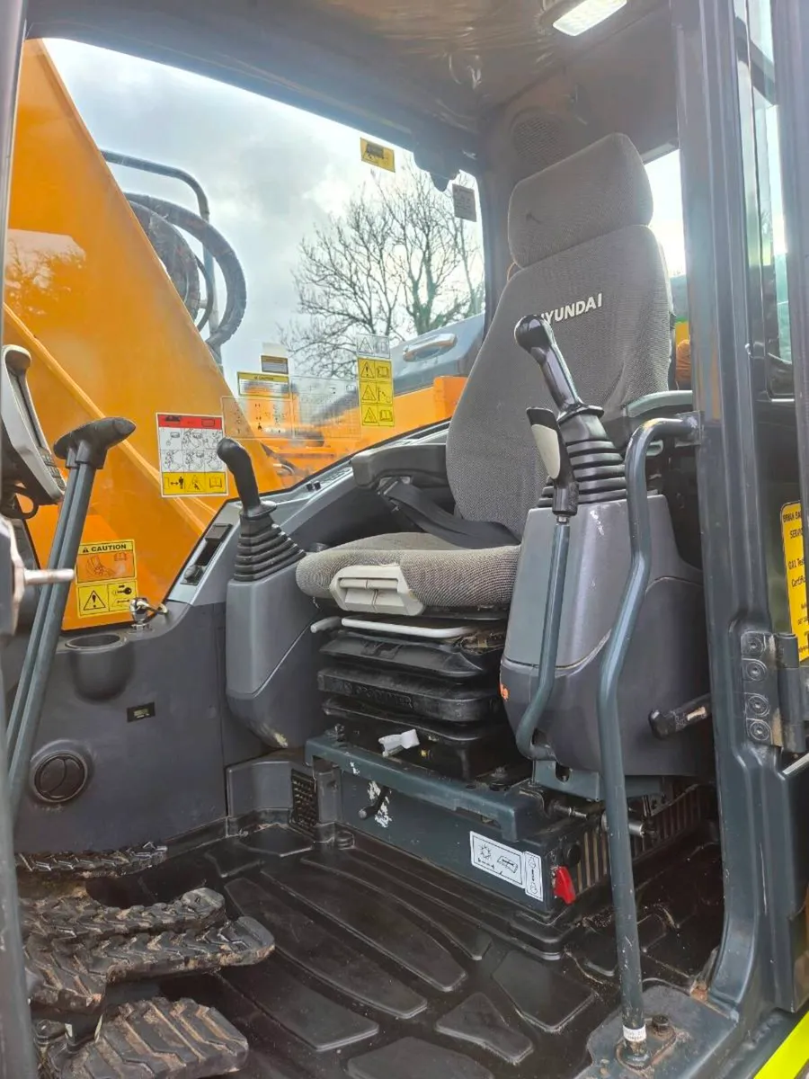 2021 Hyundai hx145lcr - Image 4