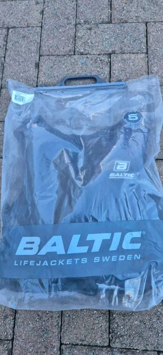 Buoyancy Aids  (children) - Image 4