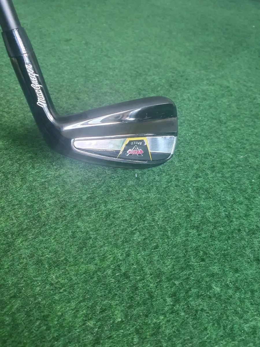 MCGREGOR 18o DRIVING IRON - Image 1