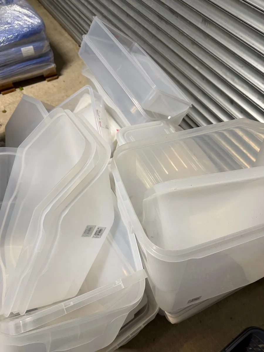 Commercial kitchen equipment - trays, bins, table - Image 3