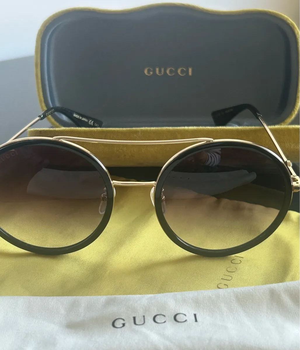 Gucci ladies sunglasses - Image 1
