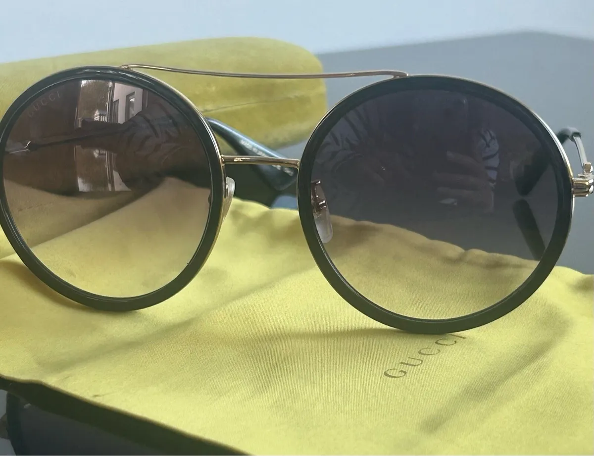 Gucci ladies sunglasses - Image 3