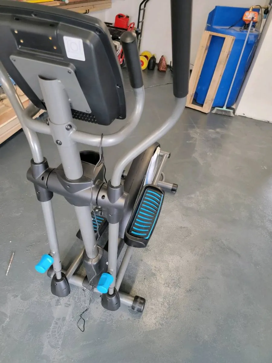 Proform cross trainer - Image 2