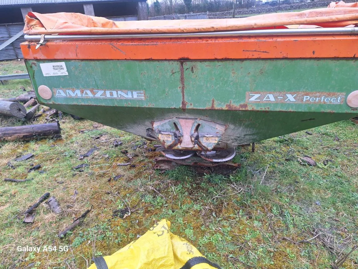 Amazone sower - Image 1