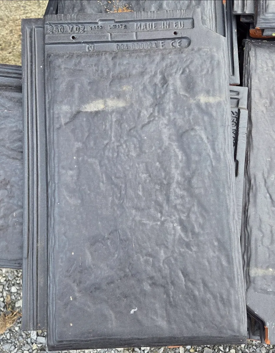 Lagan Snowden Roof Tiles - Image 1