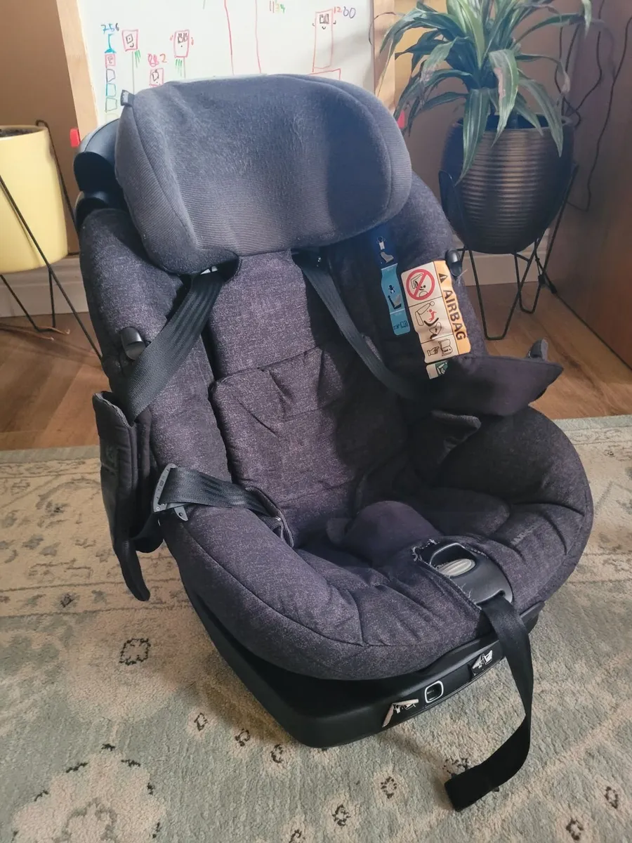Child Seat - Image 4