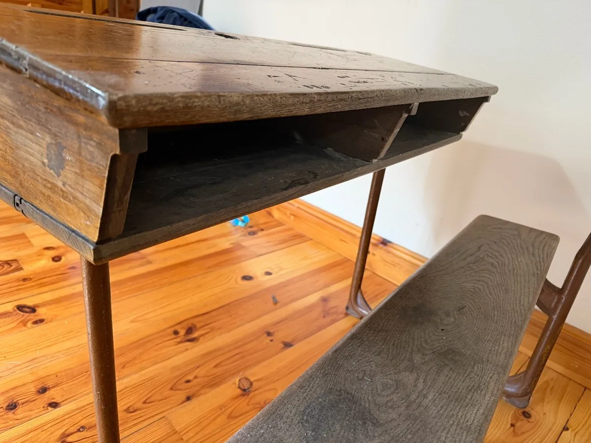 Study desk - Image 4