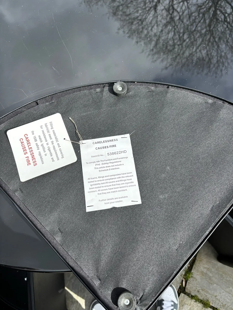 Space-Saving Stowaway Dining Set – Black Gloss - Image 3