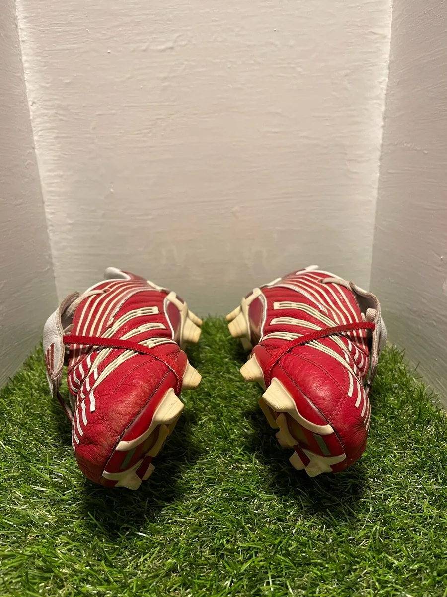 Adidas Predator Pulse FG Football Boots | UK 8.5 - Image 4