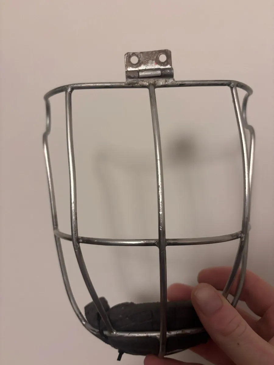 Cooper helmet old style guard - Image 1