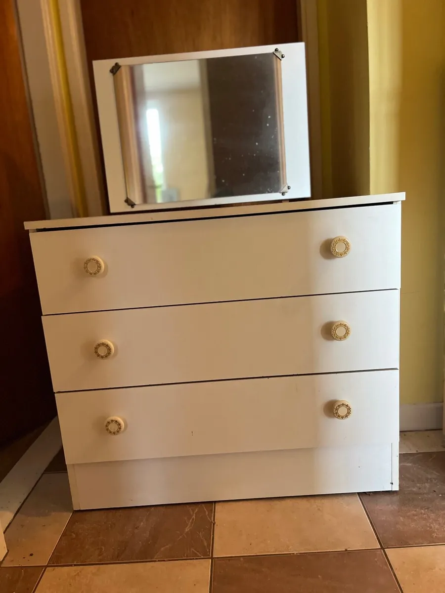 Dressing table - Image 2