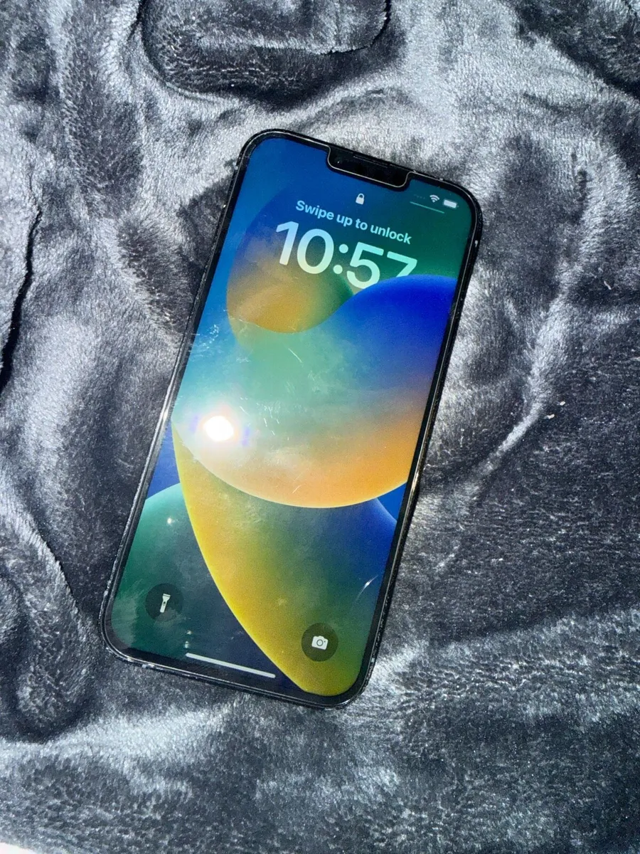 iPhone 13 Pro Max - Image 1