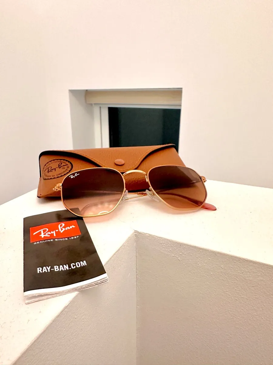 Original Ray-ban Sunglasses (women’s) - Image 1